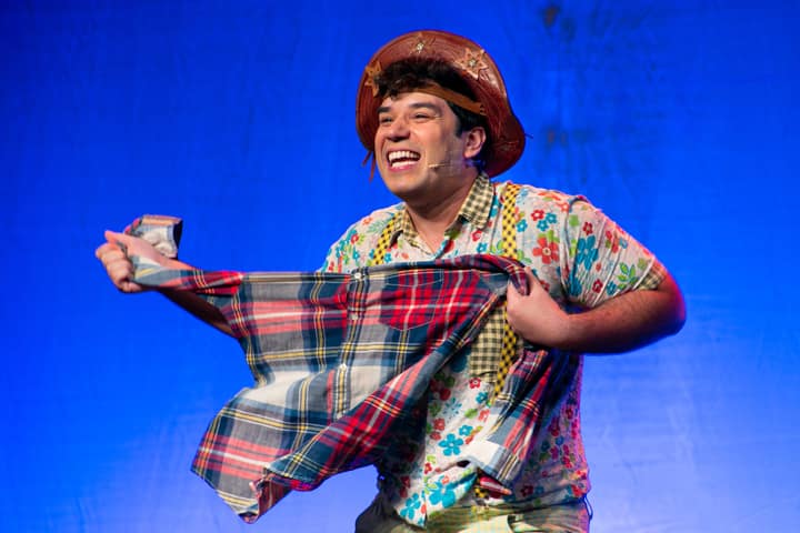 Luiz e Nazinha - Luiz Gonzaga para Crianças Luiz e Nazinha - Luiz Gonzaga para Crianças